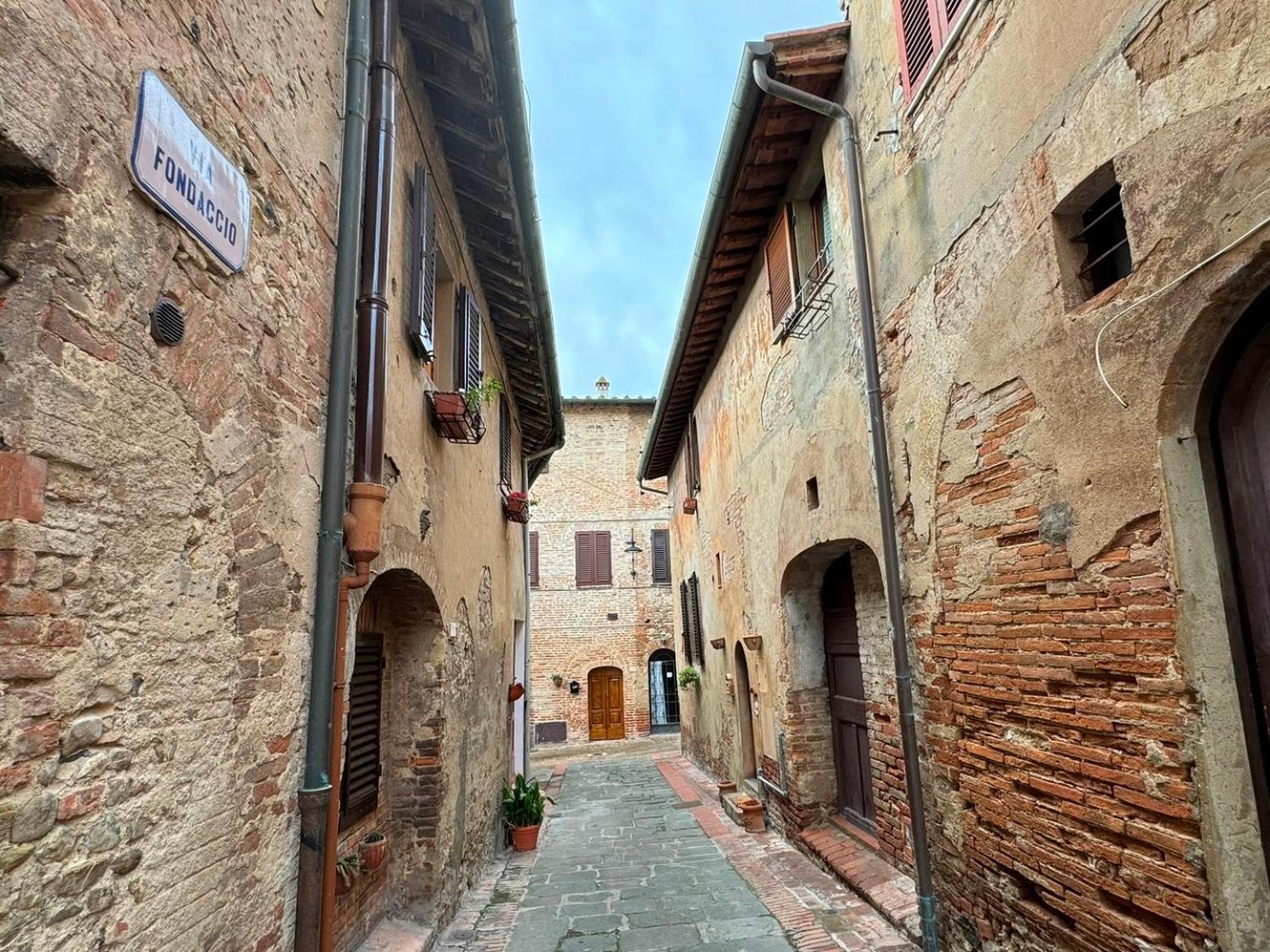 Casa Giulia, Il Gioiello Del Borgo Διαμέρισμα Certaldo Εξωτερικό φωτογραφία